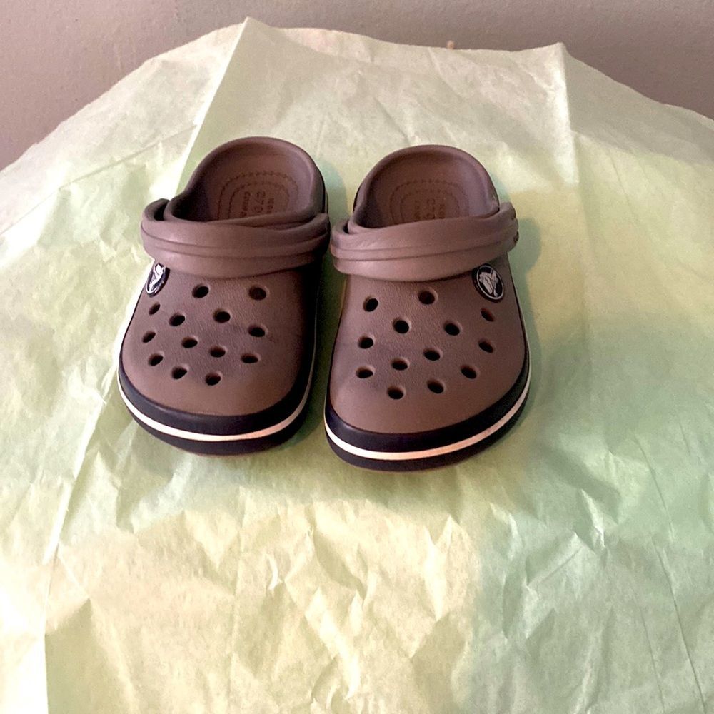 COPY - Crocs size 9c Toddler  used in great condition!